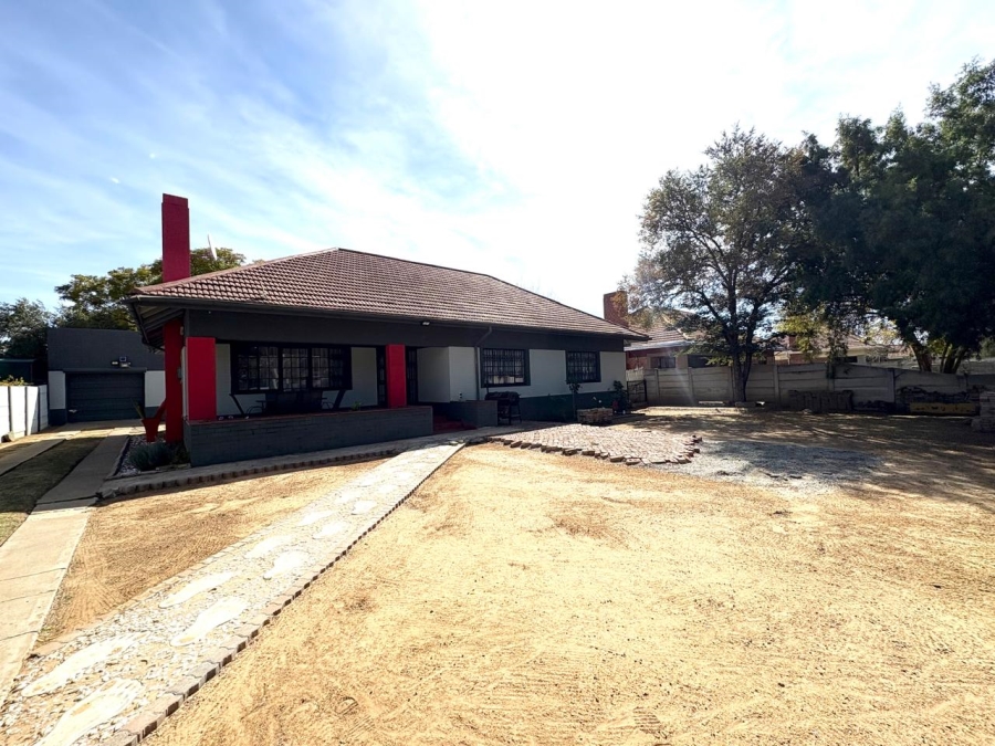 To Let 3 Bedroom Property for Rent in Doorn Free State